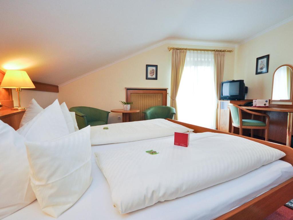 Hotel Quellenhof Bad Wiessee Szoba fotó